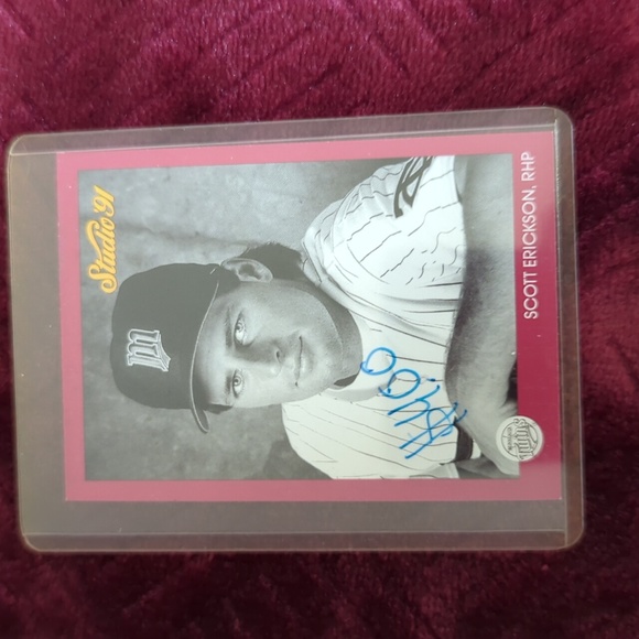 Baseball cards - Picture 7 of 7
